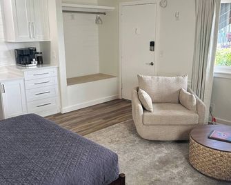 Nashville Studio Wpool - Hip Melrose - 8th Ave - Nashville
