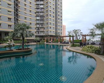 The Narathiwas Hotel & Residence Sathorn Bangkok - Bangkok - Pool