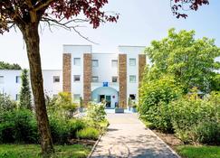 ibis budget Valenciennes Petite-Forêt - Petite-Forêt - Building