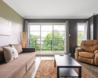 Initial - Cavalier - Chutes-Montmorency - Boischatel - Obývací pokoj