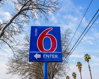 Motel 6-Porterville, Ca - Porterville - Vista esterna