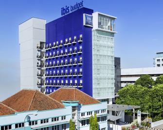 Ibis Budget Bandung Asia Afrika - Bandung - Bina