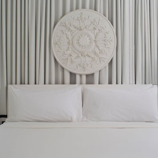 Bedroom view of Avalon Hotel and Bungalows Palm Springs