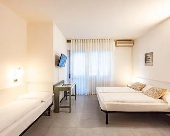 Aparthotel Carinzia - Lignano Sabbiadoro - Habitación