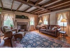 Historic 1780 Manchester Farm House With Mountain Views And 7 Bedrooms - Sunderland - Soggiorno