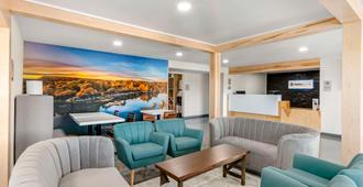 Clarion Pointe Prescott Valley - Prescott Valley - Lounge