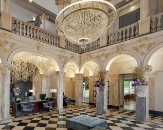 The Ritz-Carlton, Hotel de la Paix, Geneva - Geneva - Lobby