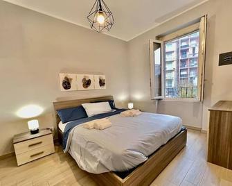[Metro-apartment]: fabolous flat - Moncalieri - Camera da letto