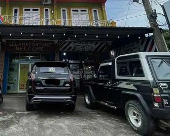 Hotel Lucky 21 Syariah Mitra RedDoorz - Lubuklinggau