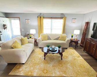 Luxx Guest House - Milwaukee - Sala de estar