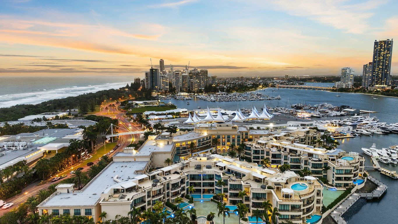 Imperial Hotel Gold Coast