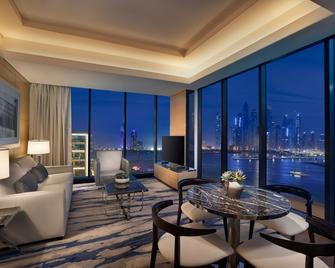 Marriott Resort Palm Jumeirah, Dubai - Dubai - Living room