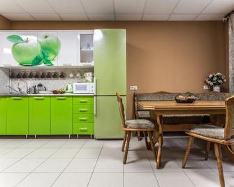 Hotel Volkovsky - Saint Petersburg - Kitchen