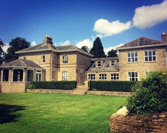 Walltree House - Brackley - Edificio