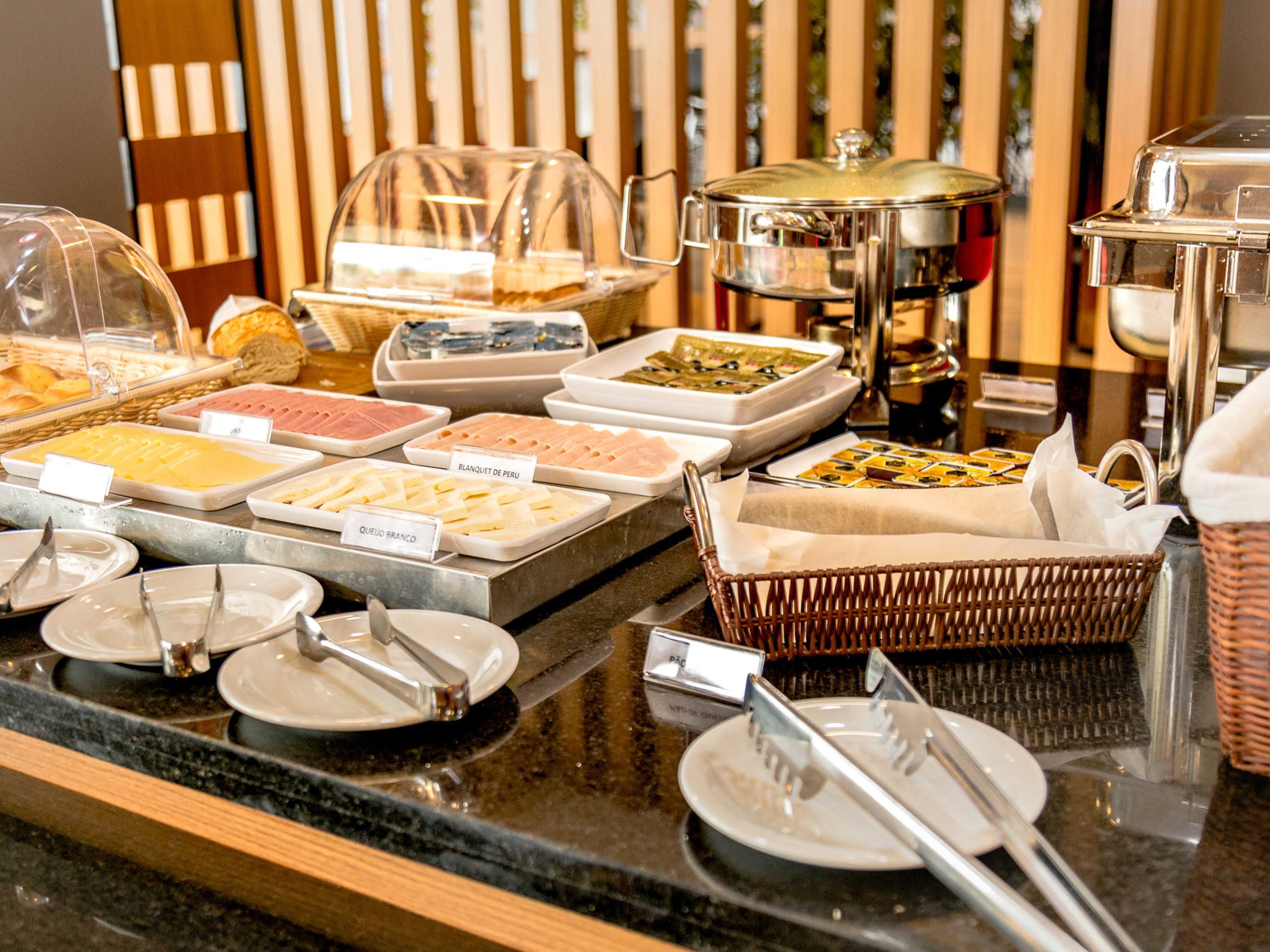 ibis Lorena - Lorena - Buffet