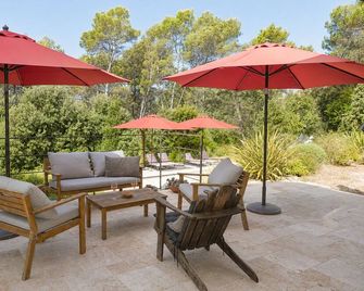 Nice House Located In The Heart Of The Var - Draguignan - Patio