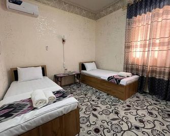 Oybek Hotel - Khiva - Bedroom