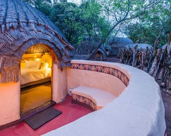 aha Lesedi Cultural Village - Lanseria