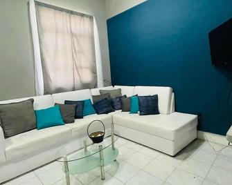 Acogedor Departamento de Arquitectura Histórica en la Zona Centro de Tampico - Tampico - Living room