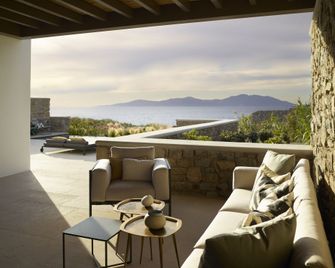 Bonzoe Suites & Villas - Mykonos - Balcony