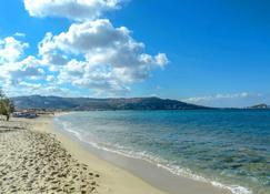 Plaka Camping Naxos - Plaka - Beach