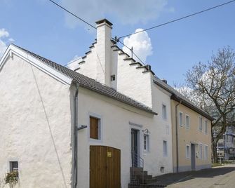 Vacation home Gänseblümchen - 6 persons - Vacation at the Nengshof - Biersdorf - Gebäude