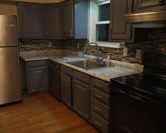 Serene Retreat - Mars - Kitchen