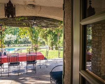 Spacious Provence villa in 4 hectares of land - Mollans-sur-Ouvèze - Patio