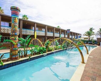 Westgate resort. Cocoa beach Deluxe Suite. On the Beach! - Cocoa Beach - Pool