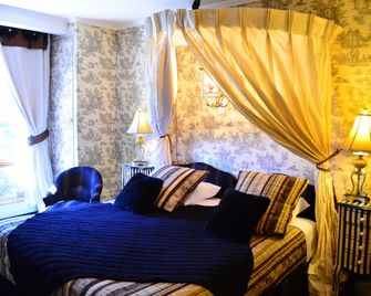 Hotel Le Saint Laurent - Saint-Laurent-des-Arbres