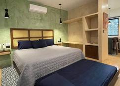 Apartamentos Dsiena Valladolid - Valladolid - Bedroom