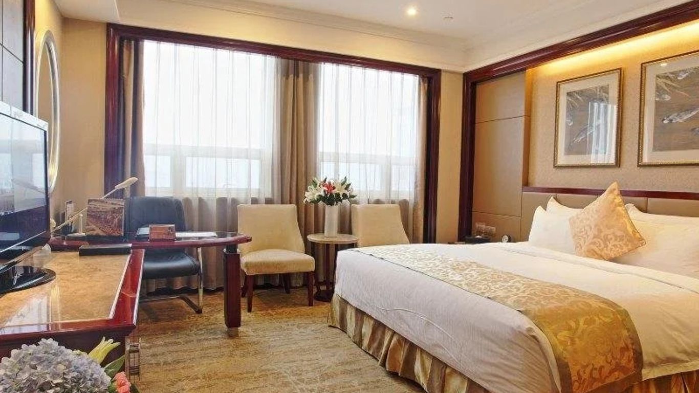 Chutian Guangdong International Hotel