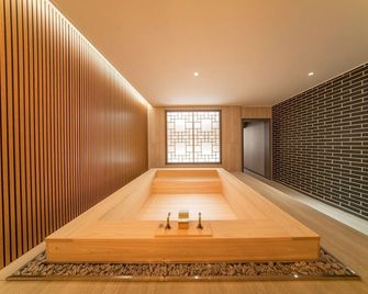 Yeonhwamun Hotel Yeongdeok - Yeongdeok - Spa
