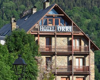 Rvhotels Orri - Naut Aran - Gebäude