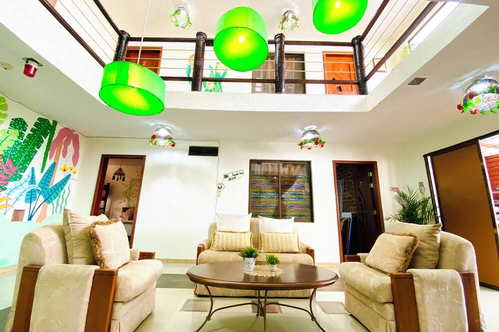 Green Garden Hostal - Banos - לובי