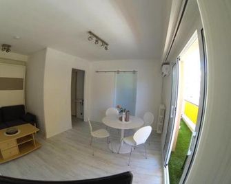 Studio Residence Du Casino - Menton - Dining room