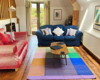 The Hen House - Bridgend - Sala de estar