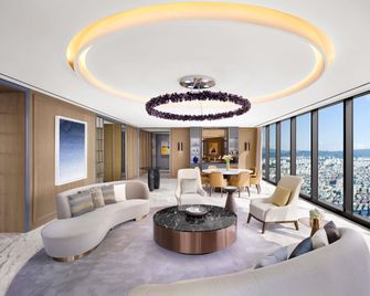Sofitel Ambassador Seoul Hotel & Serviced Residences - Seoul - Lounge