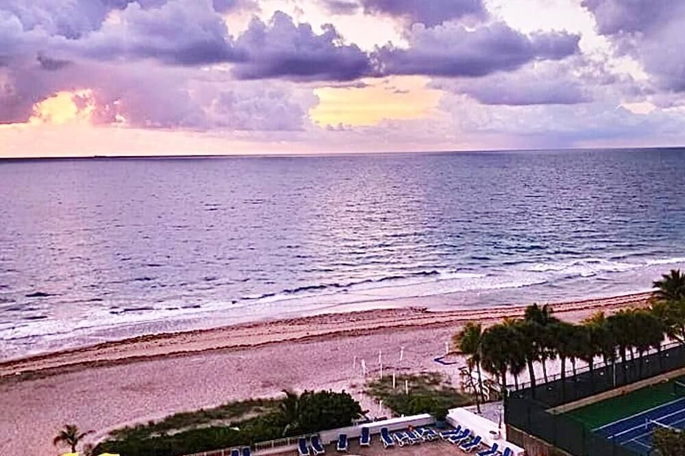 Charming 1-bedroom hotel in delightful Fort Lauderdale. Direct ocean view. - פורט לודרדייל - חוף