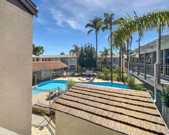 Charming Studio Apartment in Mandurah - Mandurah - Pool