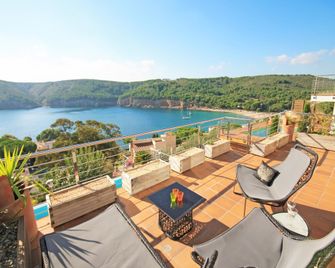 Luxury villa with amazing sea view - l'Escala - Balkon