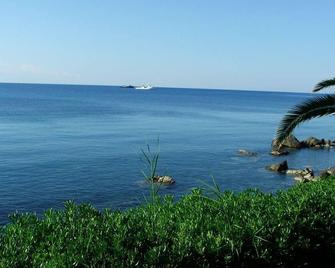 Lovely cottage n 3 on the beautiful sea of the Gulf of Policastro - Scario - Playa