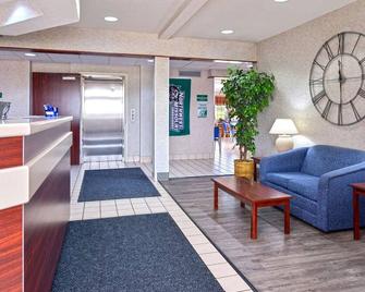 Your Relaxation Destination: Complimentary Breakfast, Budget-Friendly - Maryville