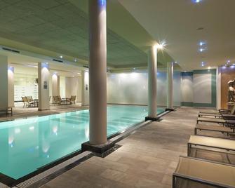 Top Hotel Hyllit - Antwerpen - Zwembad