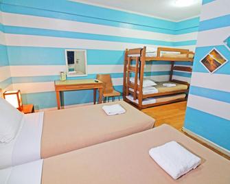 Caliraya Resort Club - Lumban - Habitación