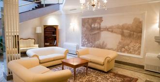 Park Hotel - Izhevsk - Living room