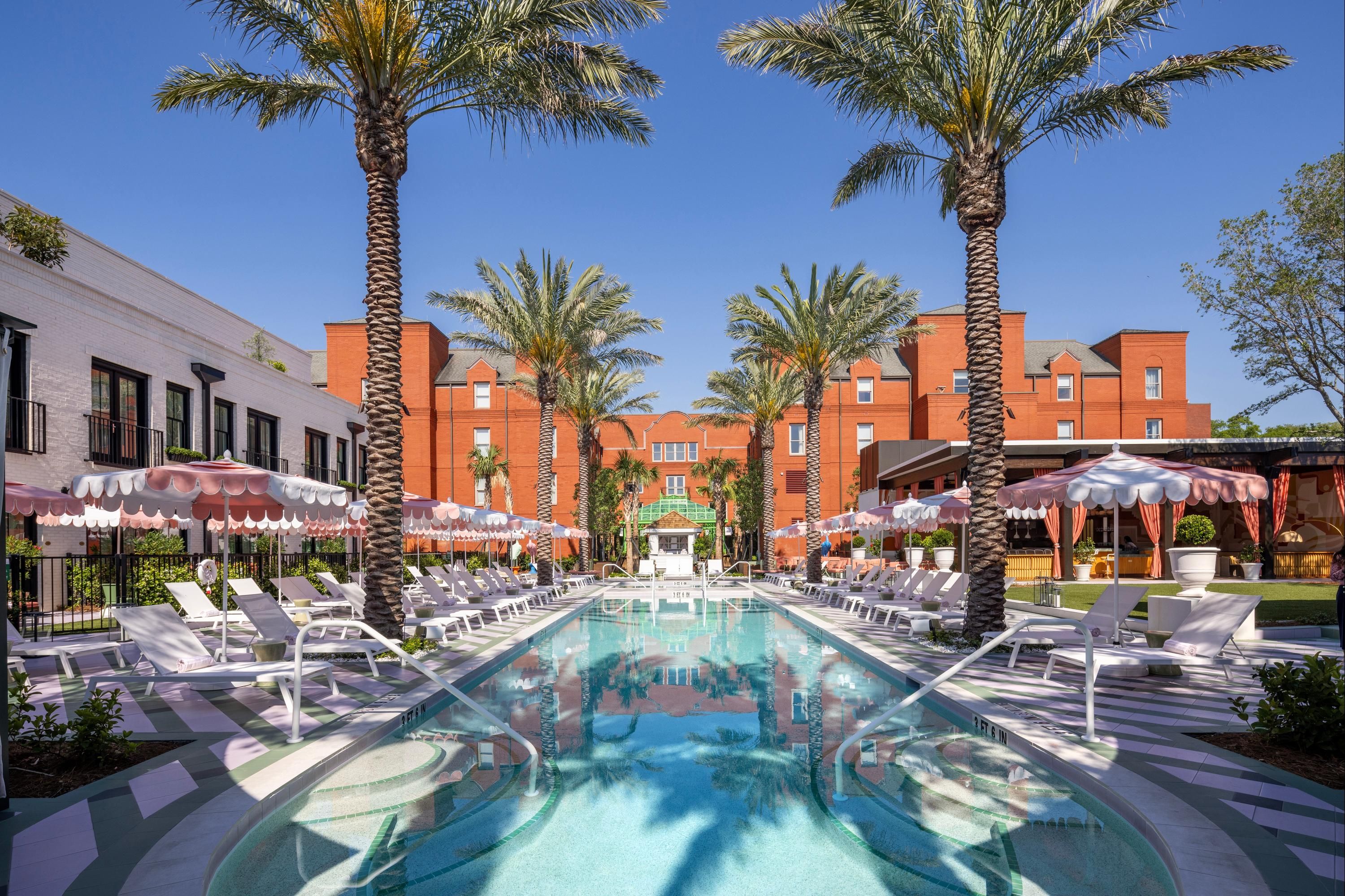 Hotel Bardo Savannah - סאוואנה - בריכה