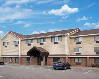 Baymont By Wyndham Bloomington Msp Airport - Richfield - Building