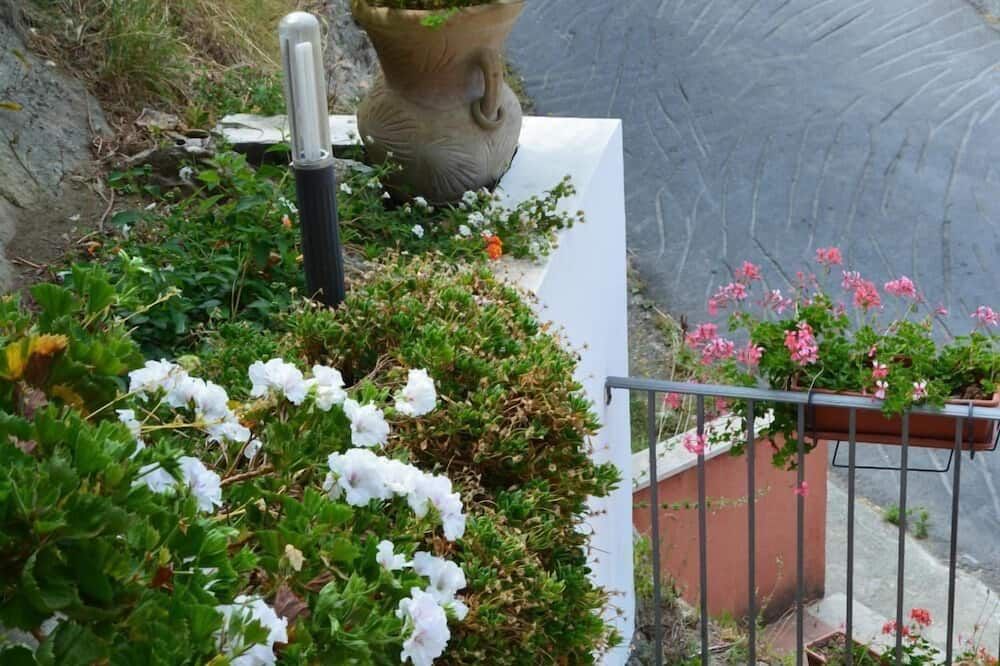 B&B La Casa Rossa - Paola - Outdoors view
