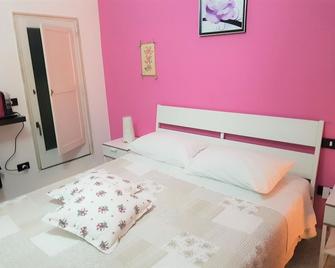 Gli Oleandri - Altamura - Bedroom